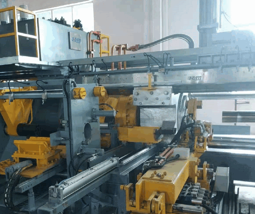 1650UST反向雙動擠壓機